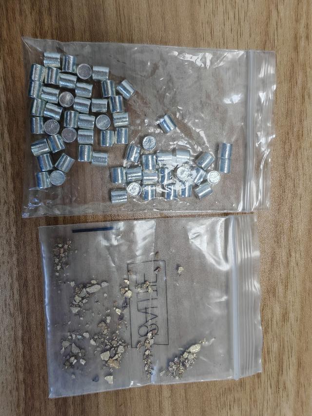 囤积黄金的“硕鼠”